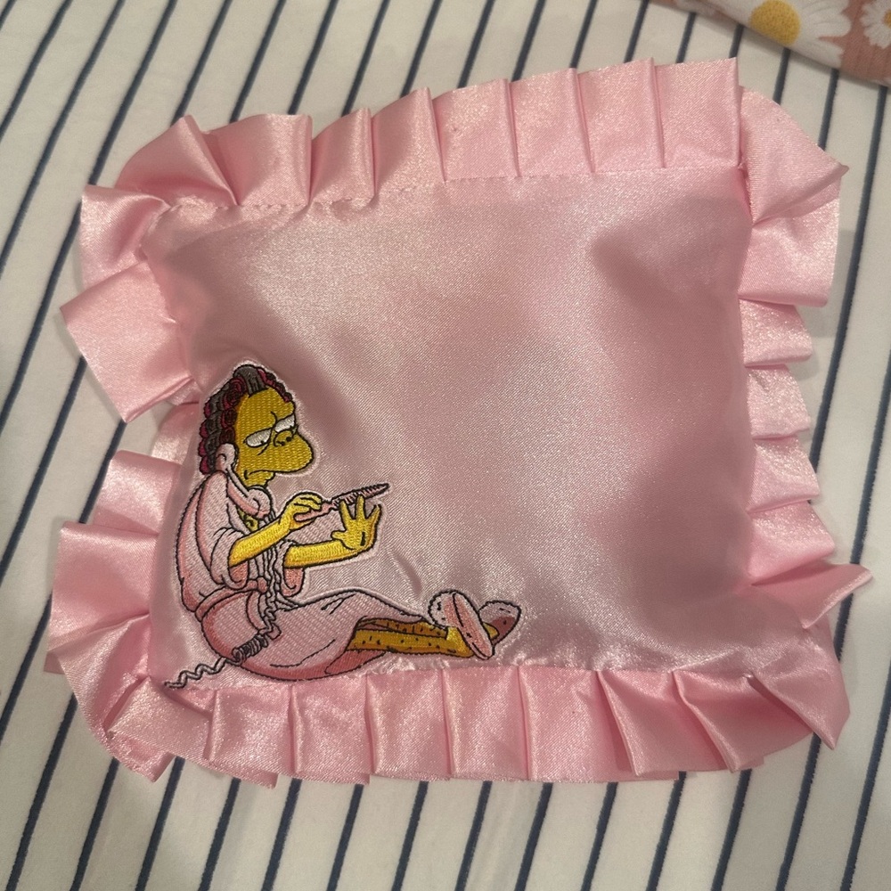 2016 Skinny Dip, Moe Pillow make up bag - Picture 5 of 17